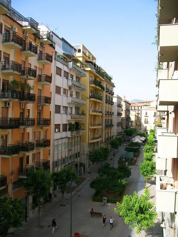 Residenza Wagner Bed & Breakfast Palermo 3*,