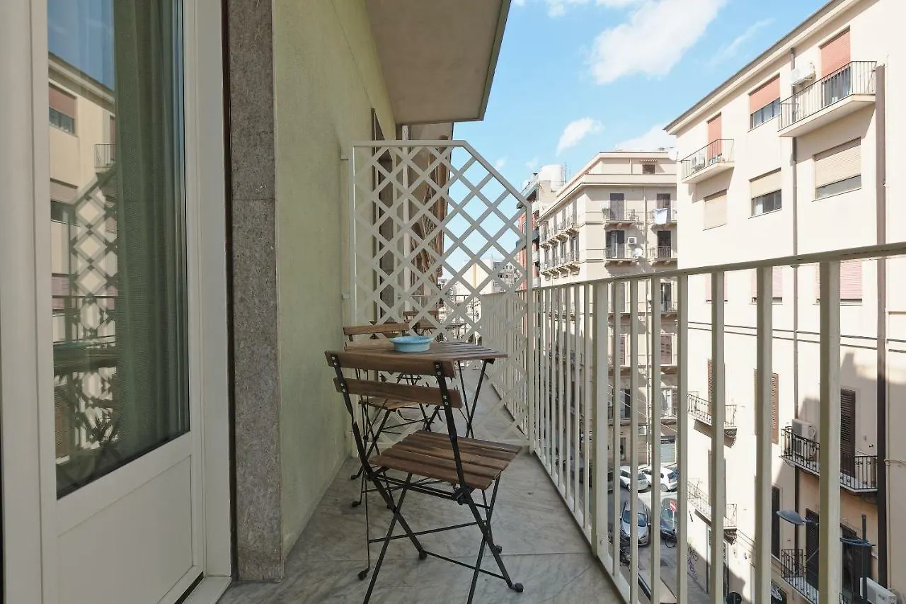 Bed and Breakfast Residenza Wagner Palermo Frühstückspension